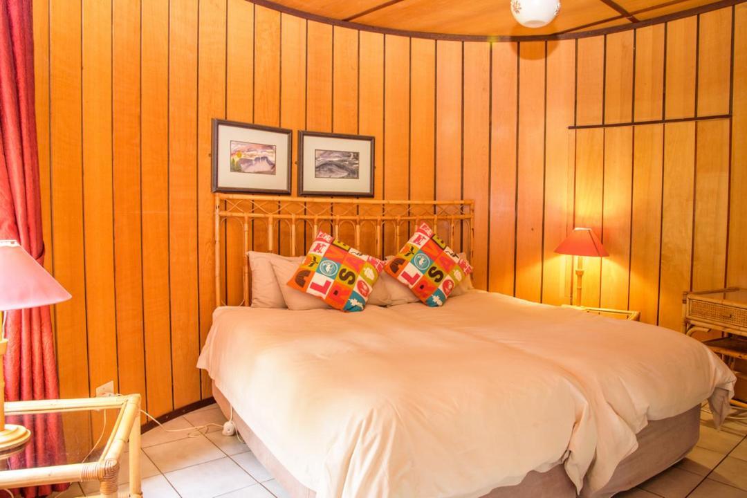 Kings Lodge Hotel ホグスバック エクステリア 写真