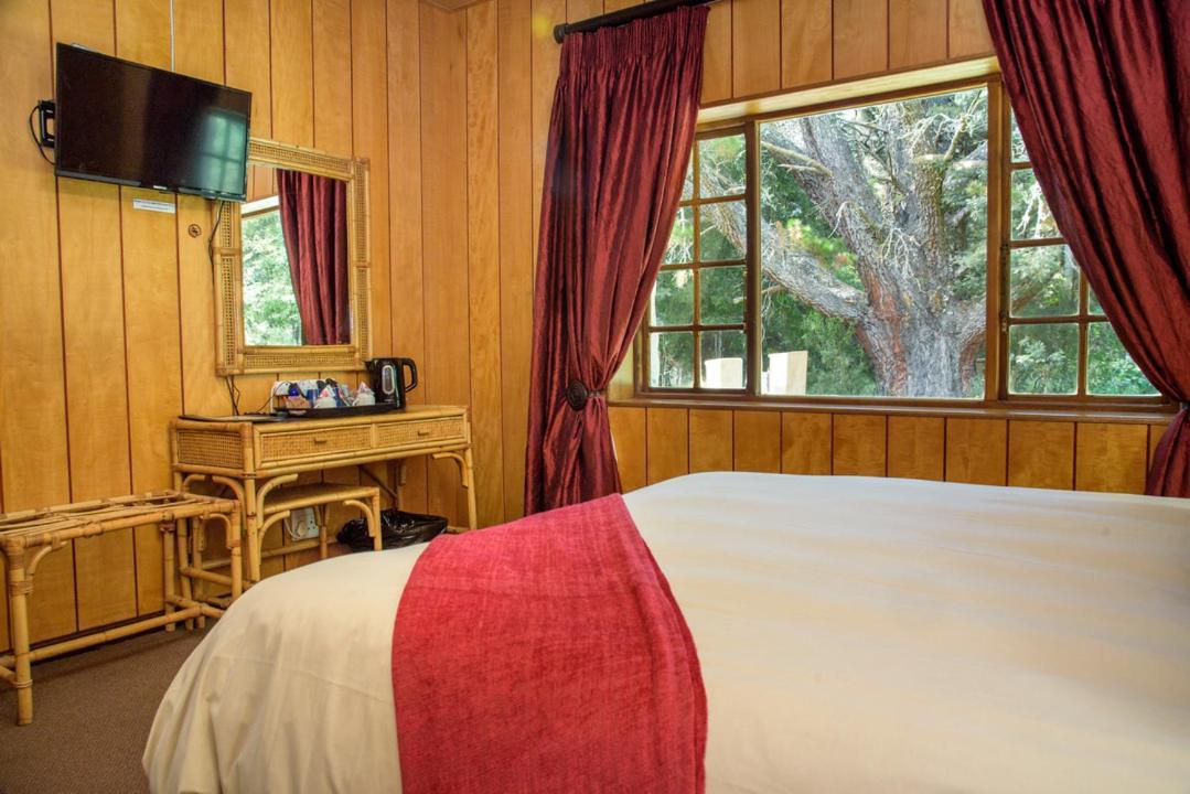 Kings Lodge Hotel ホグスバック エクステリア 写真