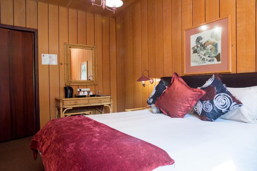 Kings Lodge Hotel ホグスバック エクステリア 写真